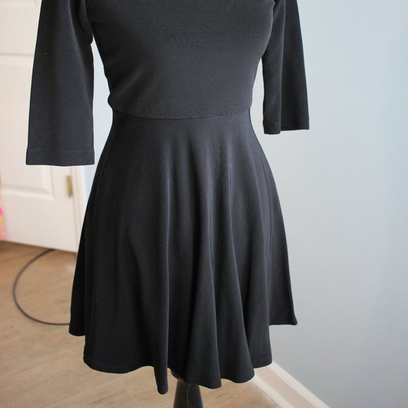 Alice + Oliva Cocktail Dress - Picture 2 of 6